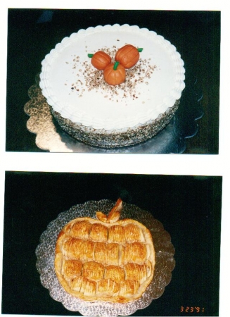 Pumpkin Cheesecake  &  Fresh Apple Tarte